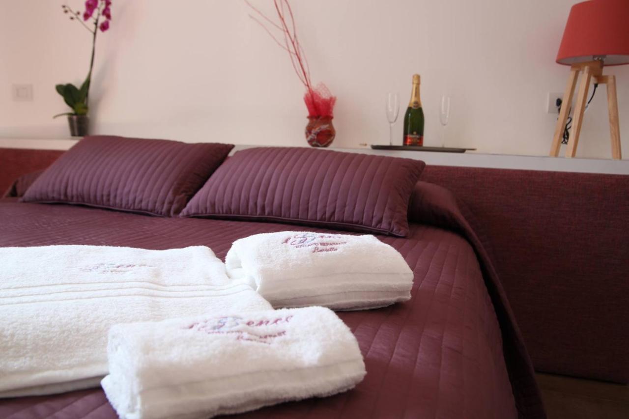 Bed and Breakfast Essence Барлетта Екстер'єр фото
