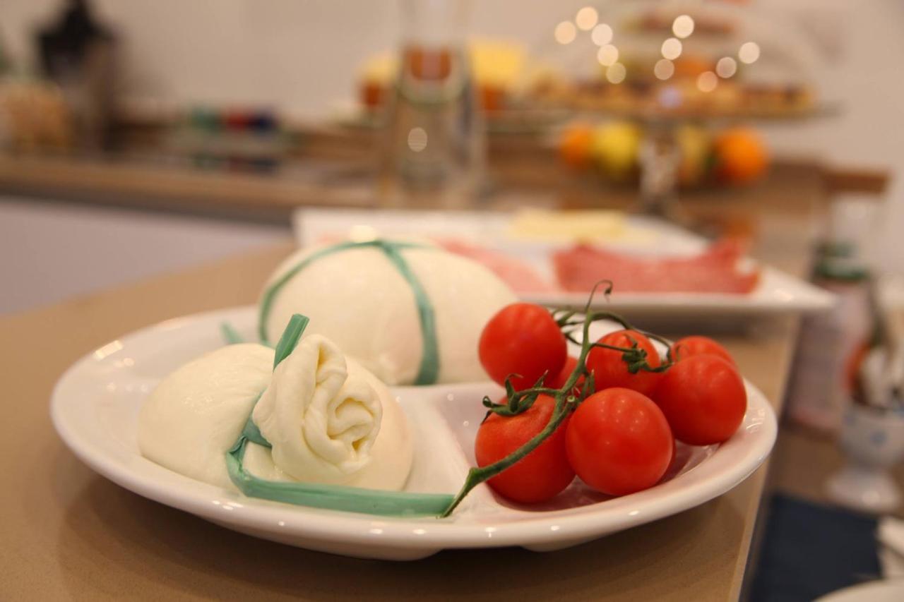 Bed and Breakfast Essence Барлетта Екстер'єр фото